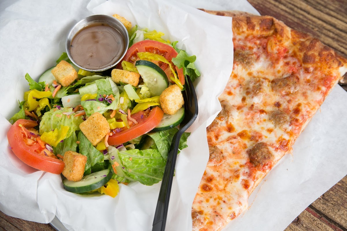 Venezia's New York Style Pizzeria-3